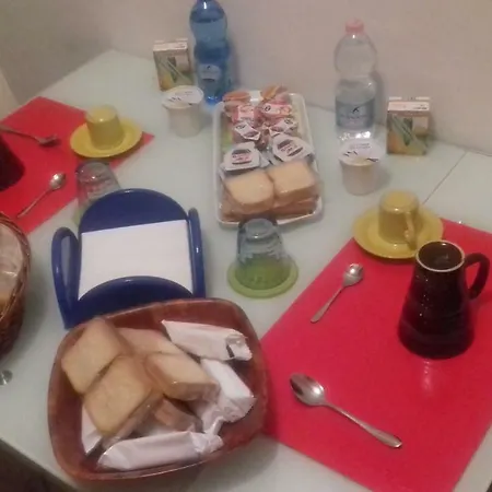 Alojamento de Acomodação e Pequeno-almoço Sul Mare 4*